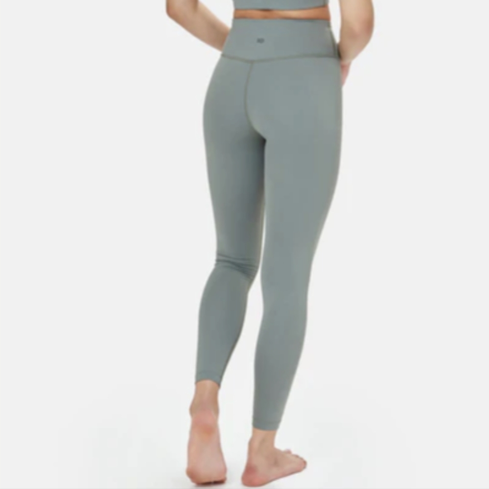 InMotion High Rise Legging
